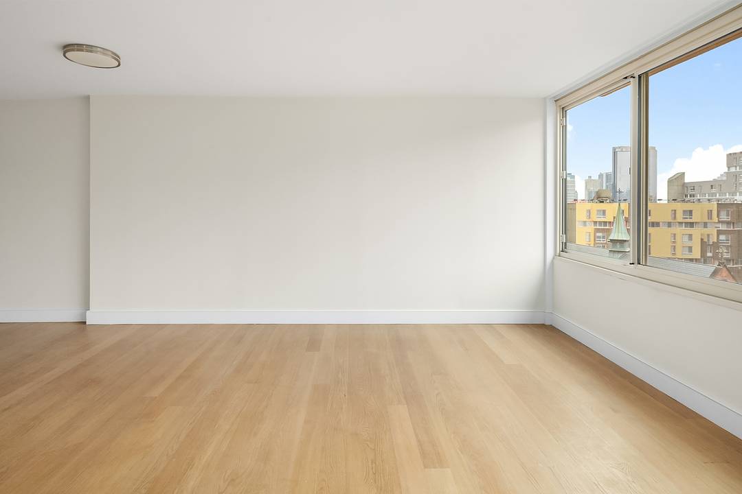 Weekend open houses are held regularly.