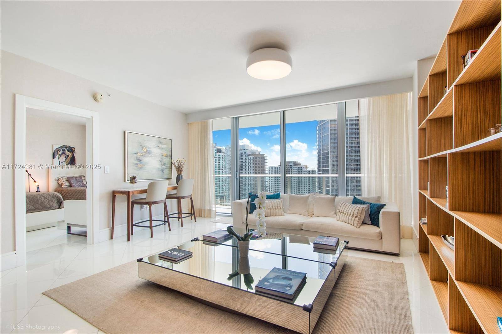 Motivated seller ! Breath taking ocean views from this spacious amp ; bright unit at the iconic Epic Residences.