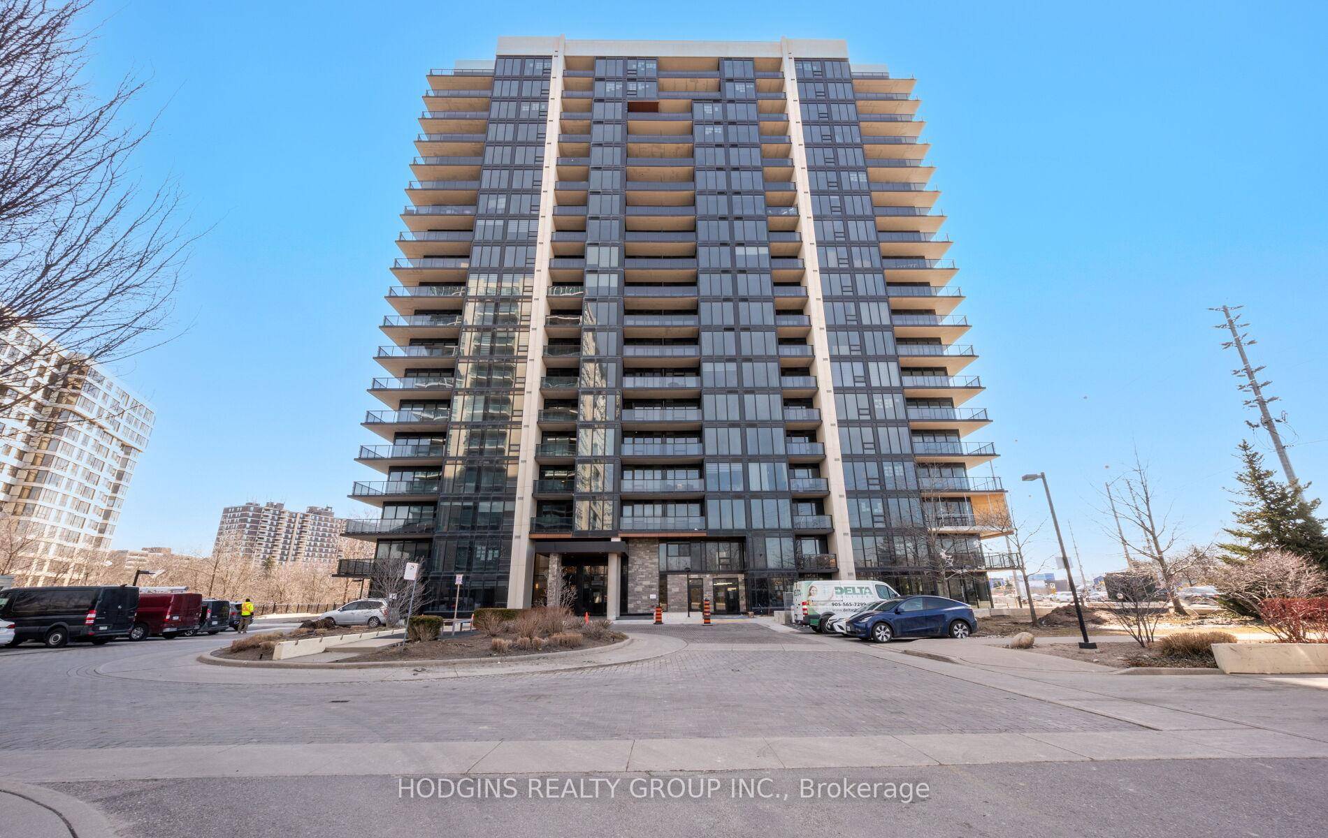 Beautifully designed modern 2 bedroom, 2 bath suite with sought after southwest exposure.