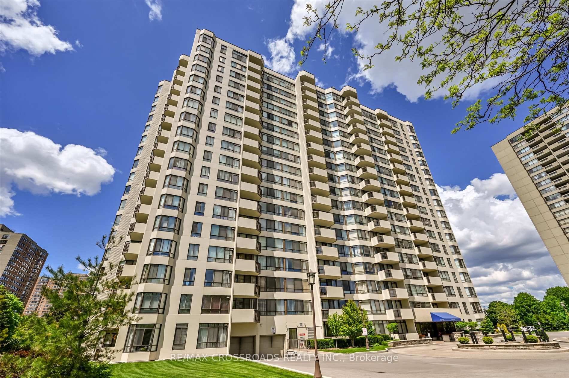 Tridel Built Sky Park With Superb Amenities !
