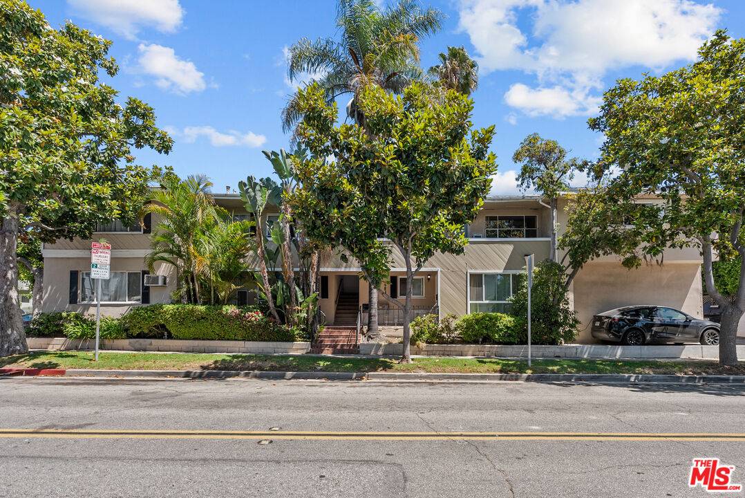 272  S Doheny Dr 12BR Beverly Grove La