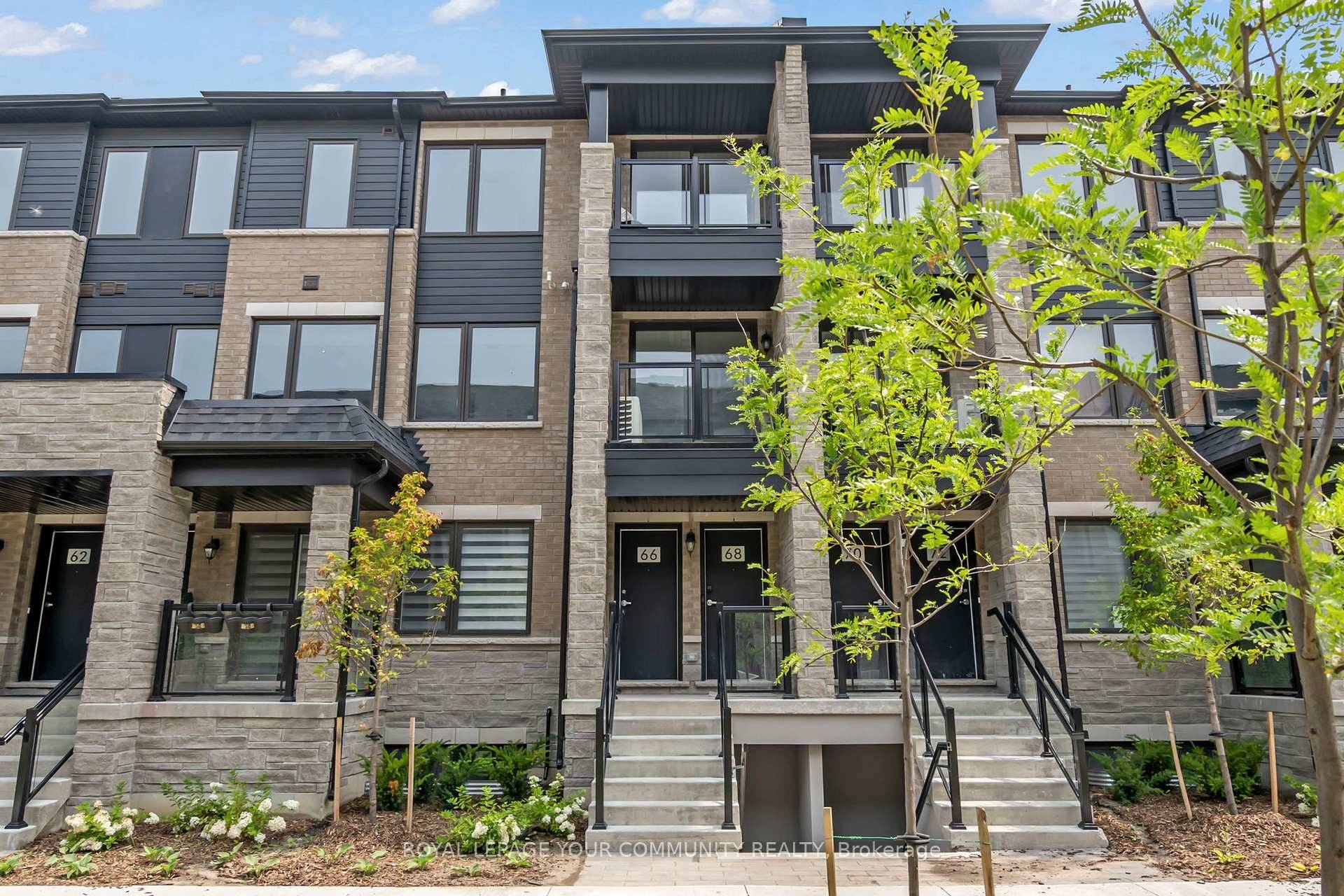 Welcome to the incredibly charming 66 Appletree Lane, situated in a great commuter location in the South end of Barrie.