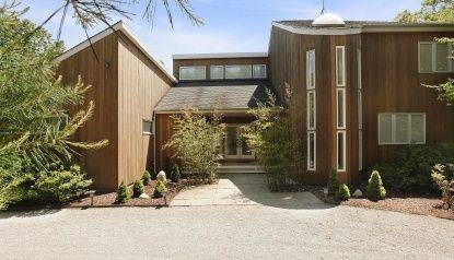 Gorgeous Contemporary Home