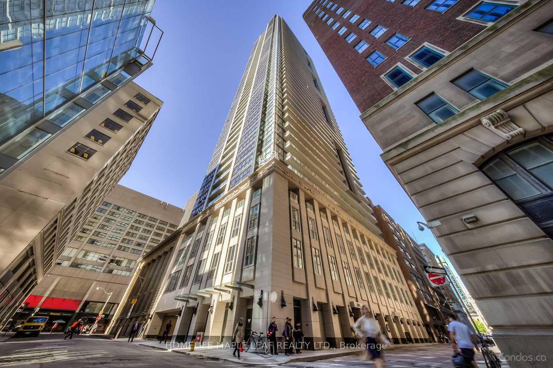 Welcome to this Fully Furnished Luxurious Indx Condo Unit In The Heart Of Toronto's Financial District and Downtown Core !