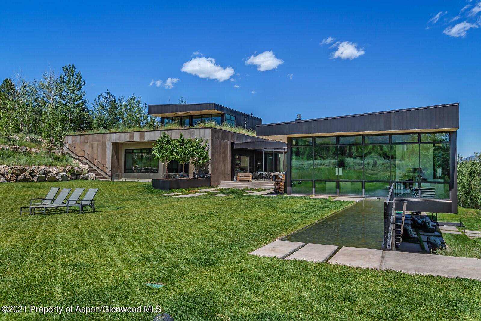 This contemporary home in Double Bar X represents the best of the best !
