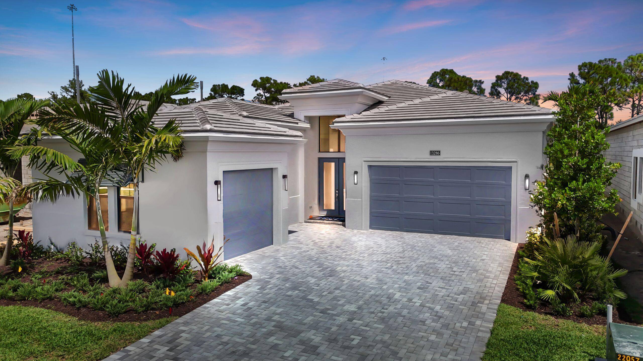 New Construction Move In Ready This brand new Michelangelo floorplan with a custom pool is located within Artistry Palm Beach.