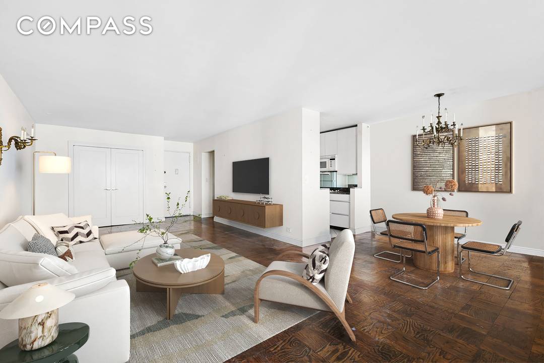 ALL PHOTOS ARE VIRTUALLY STAGE 17C is available on its own or in combination with 17B.