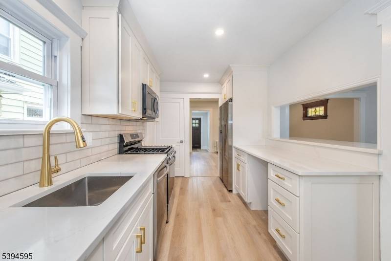 Welcome to this newly renovated Colonial, ready for it's new owners to move right in.