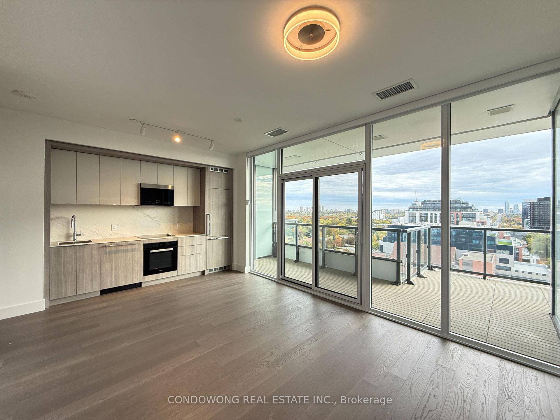 Brand New Studio unit at 6 Greenbriar Road !
