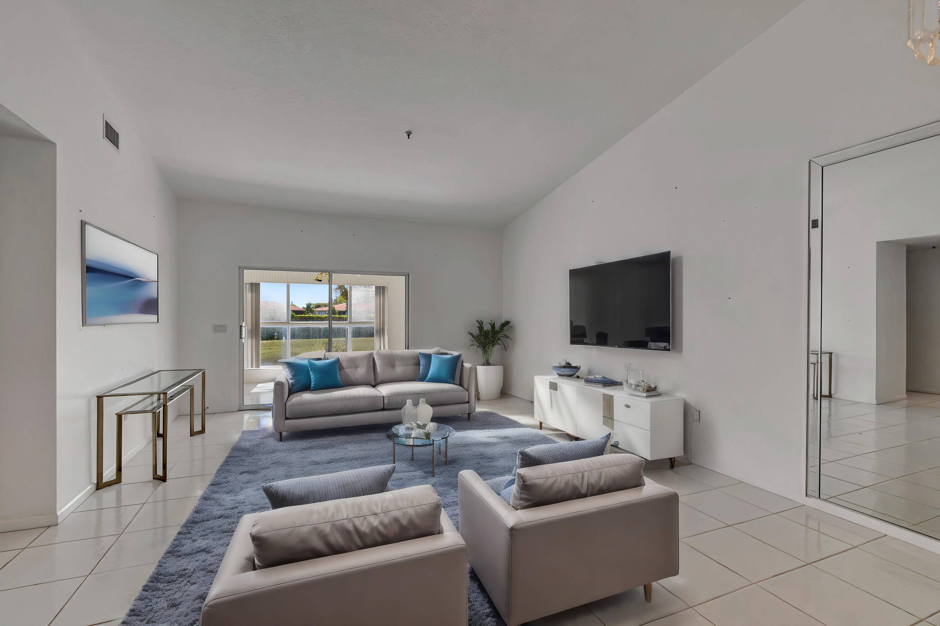 CORAL LAKES SUPER ACTIVE ADULT COMMUNITY !