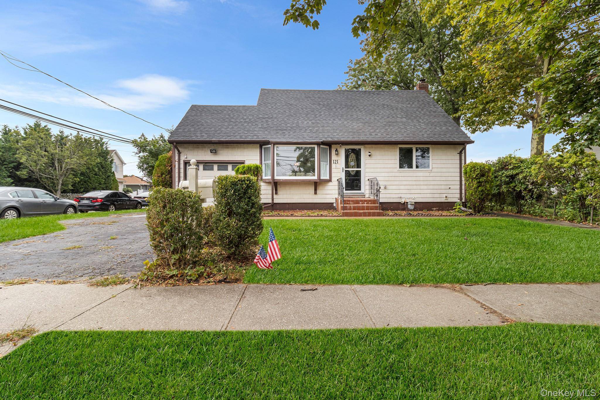 Welcome to 121 Thomas Avenue a charming Cape Cod style home set on a quiet street in the desirable Central Park section of Bethpage.