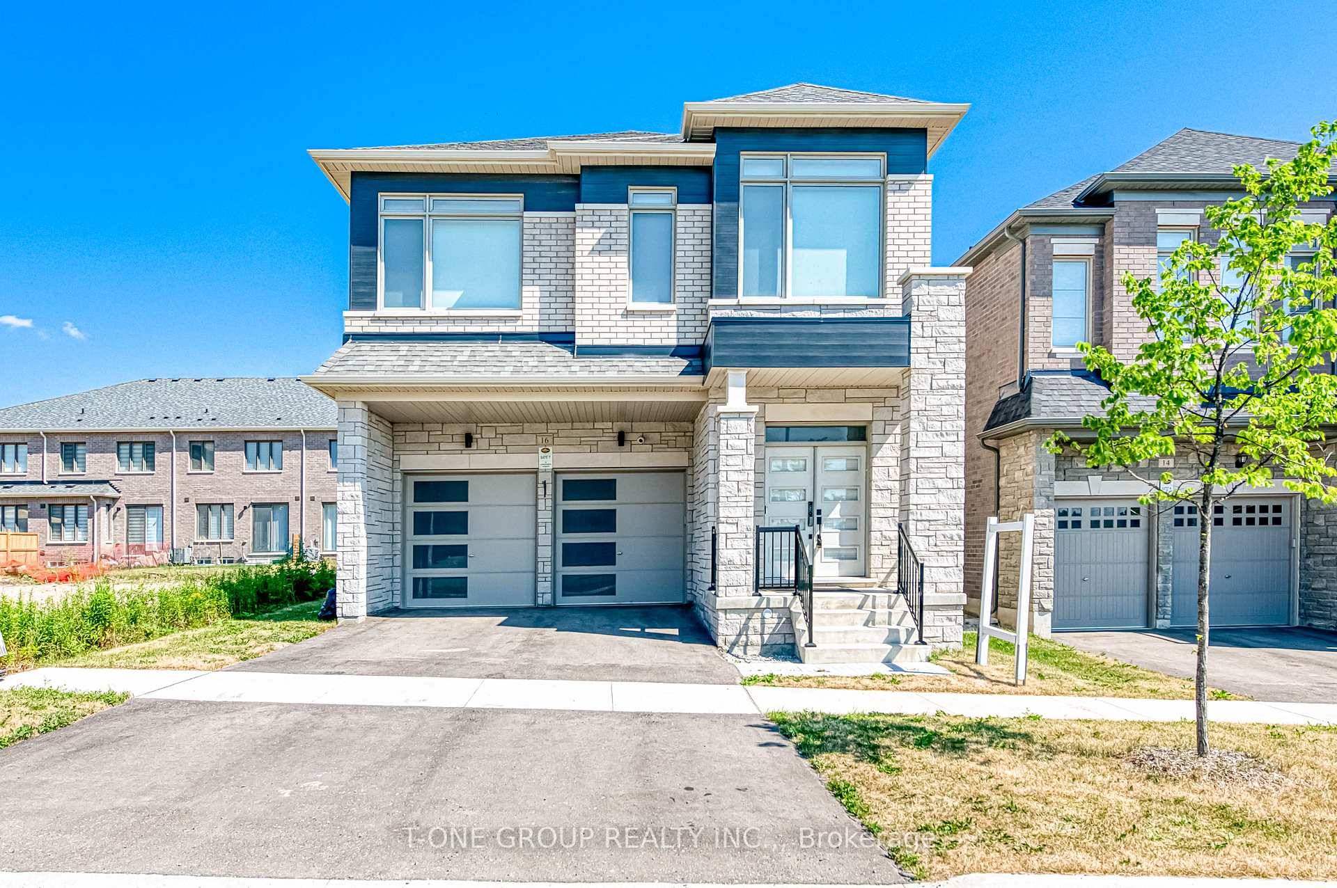 Rare Opportunity in Prestigious Richmond Hill Luxury Detached Home on a 38 Lot !