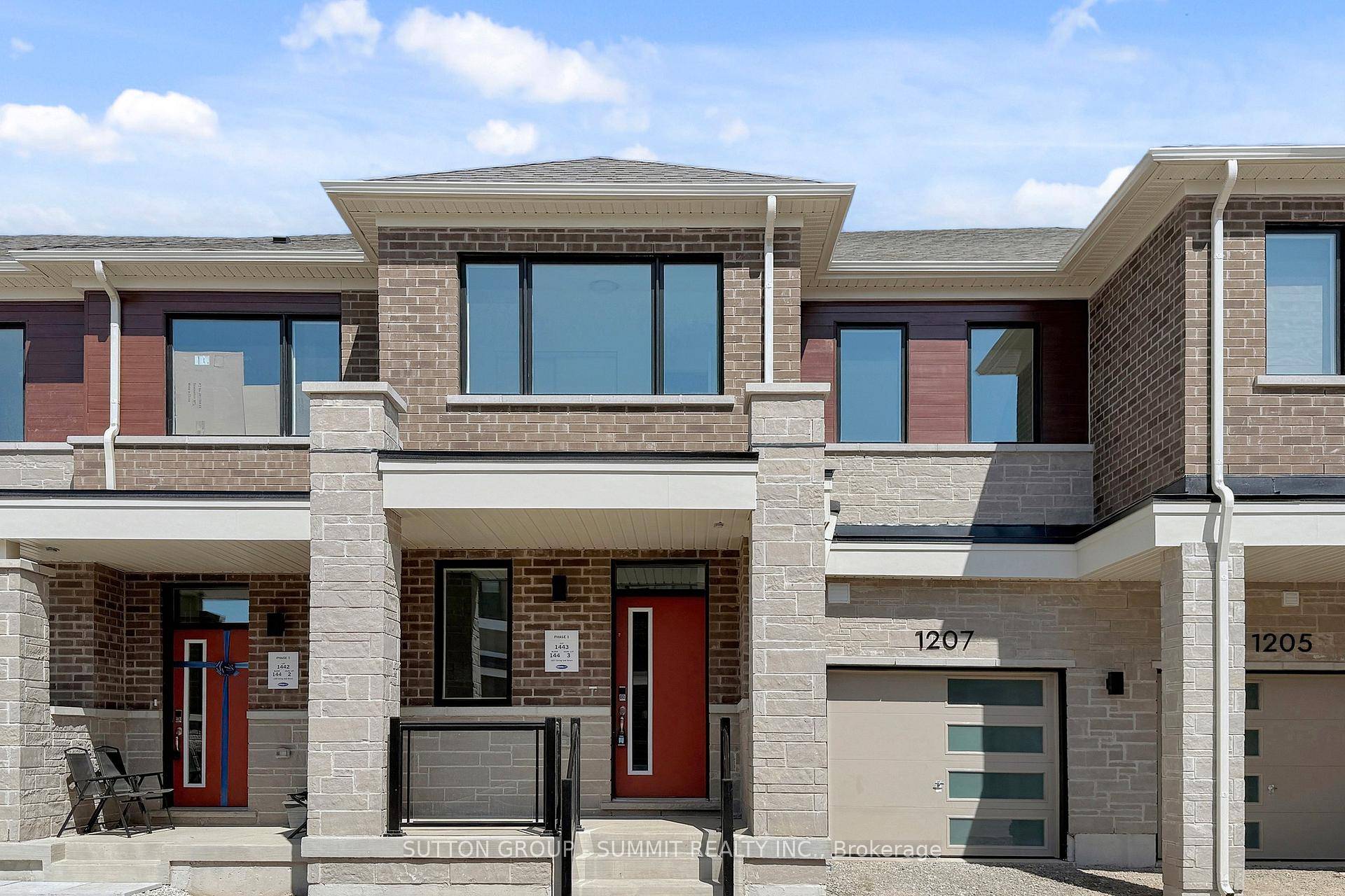 A Brand New 4 Bedroom, 3 Baths Spacious Townhome Available For Lease In Milton's Most Sought After Area.