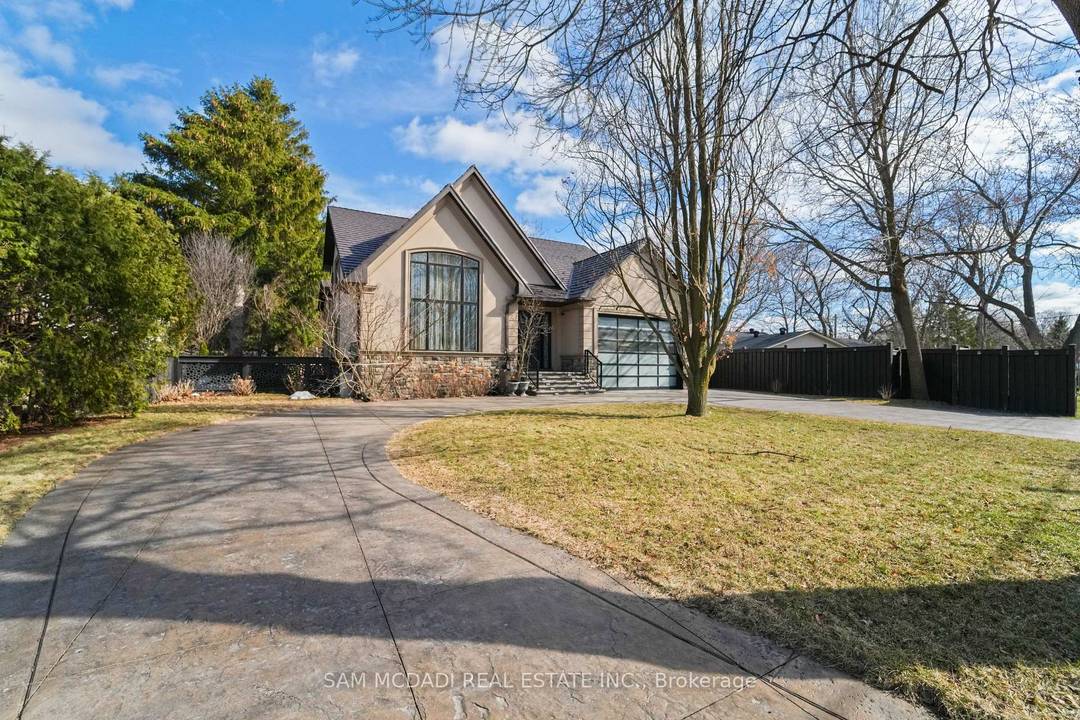 Positioned along South Oakville's most prestigious Lakeshore corridor on a deep 177 ft lot, this extraordinary custom residence offers over 6, 500 SF of refined living space where craftsmanship and ...