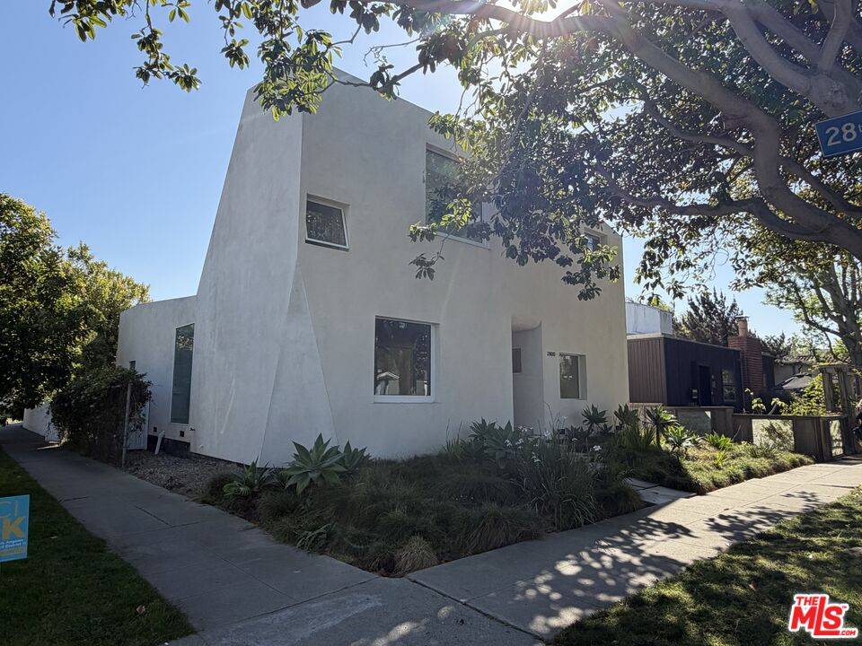 2800   Grayson Ave 3BR Marina Del Rey La