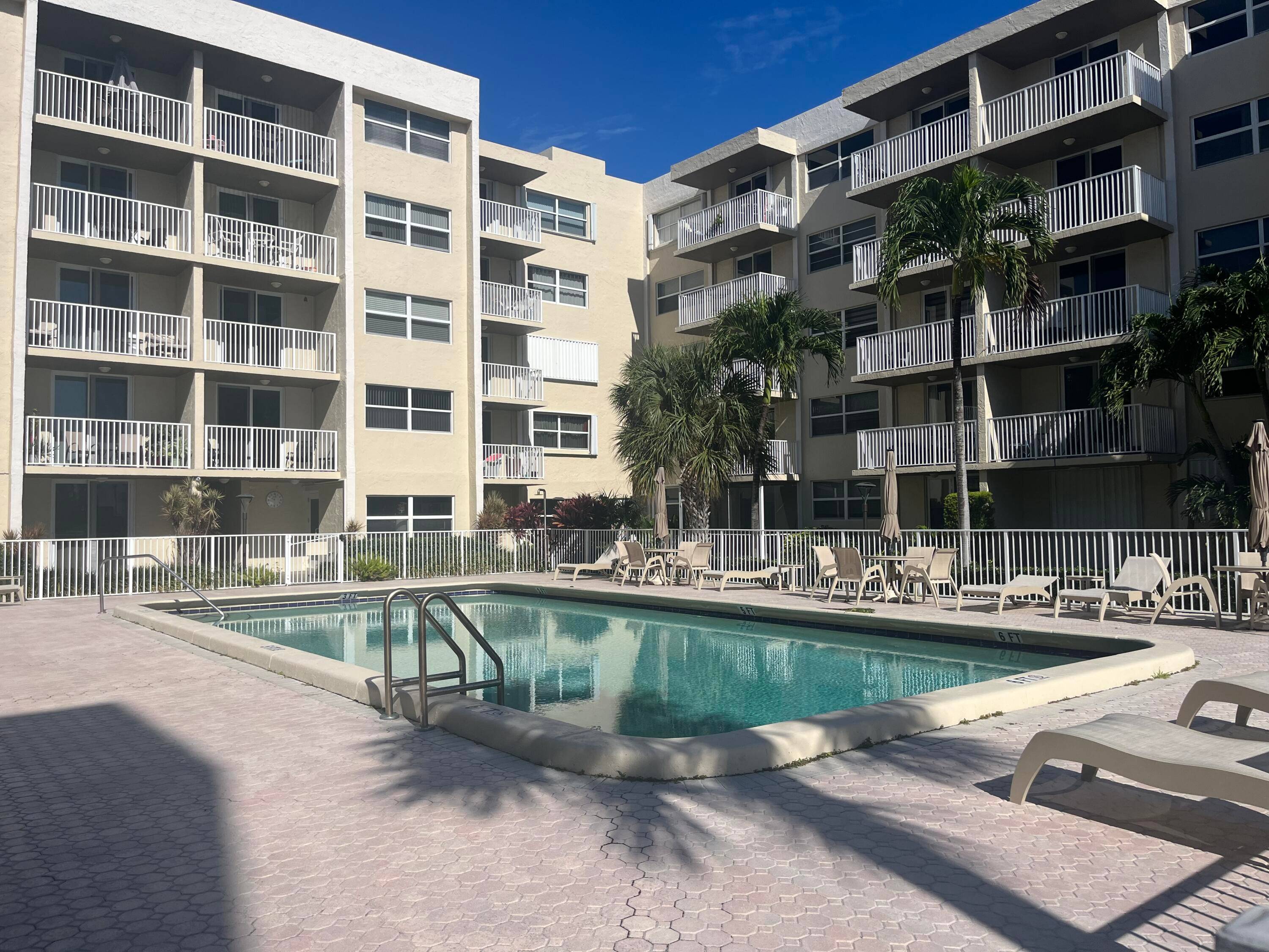 Fabulous RESORT STYLE seasonal rental on A1A just a few feet from the OCEAN !