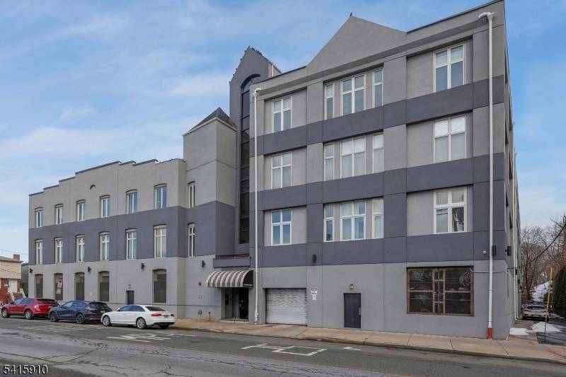 Welcome to Bridge Tower !