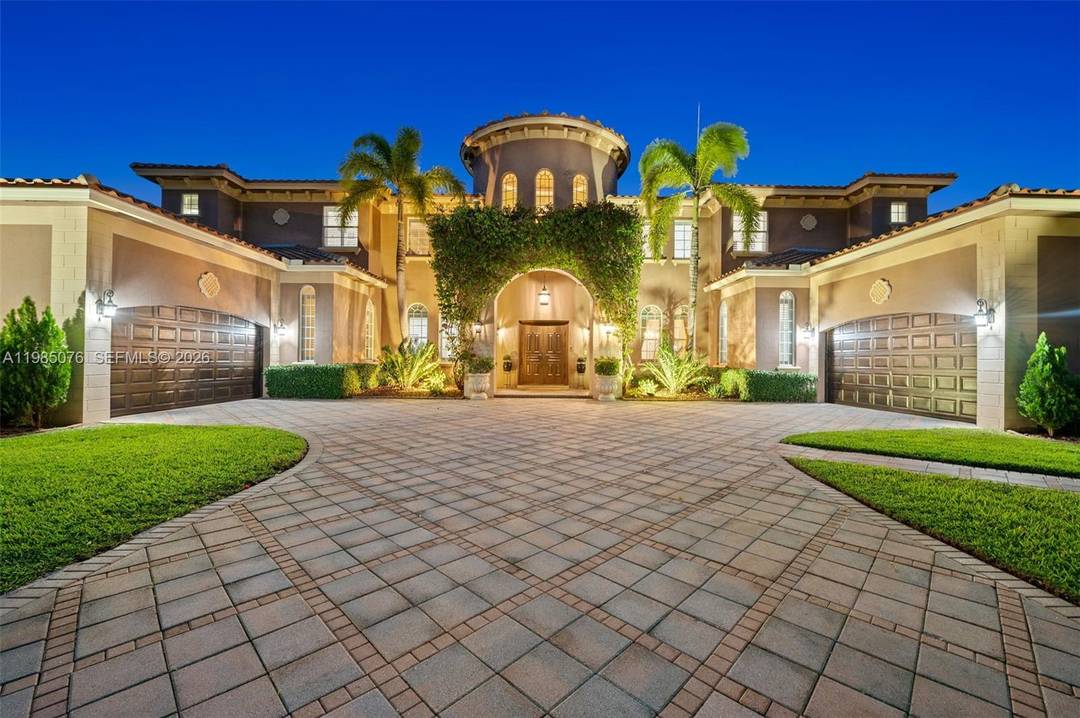 Luxury estate home in prestigious Stonebrook Estates offering over 6, 540 sq ft of living space on a private 42, 000 sq ft lot.
