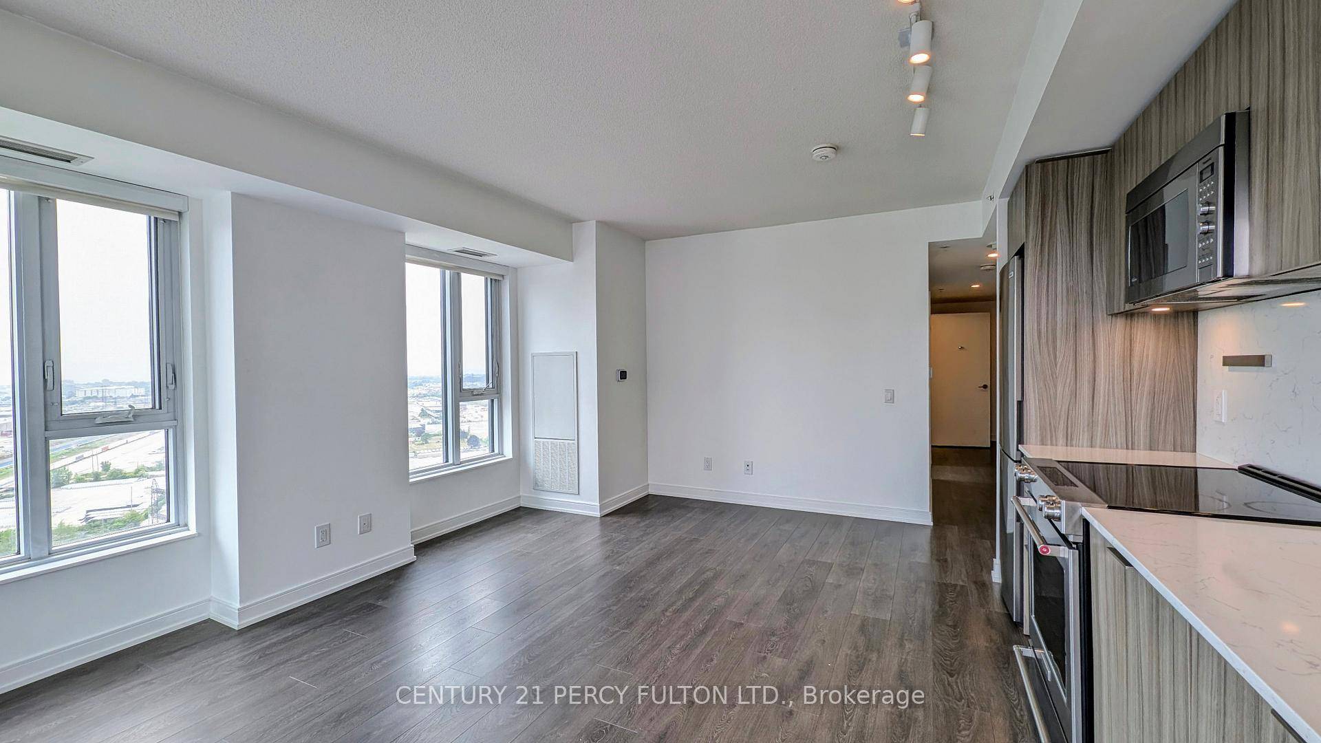 Bright Corner Unit. Modern Design.