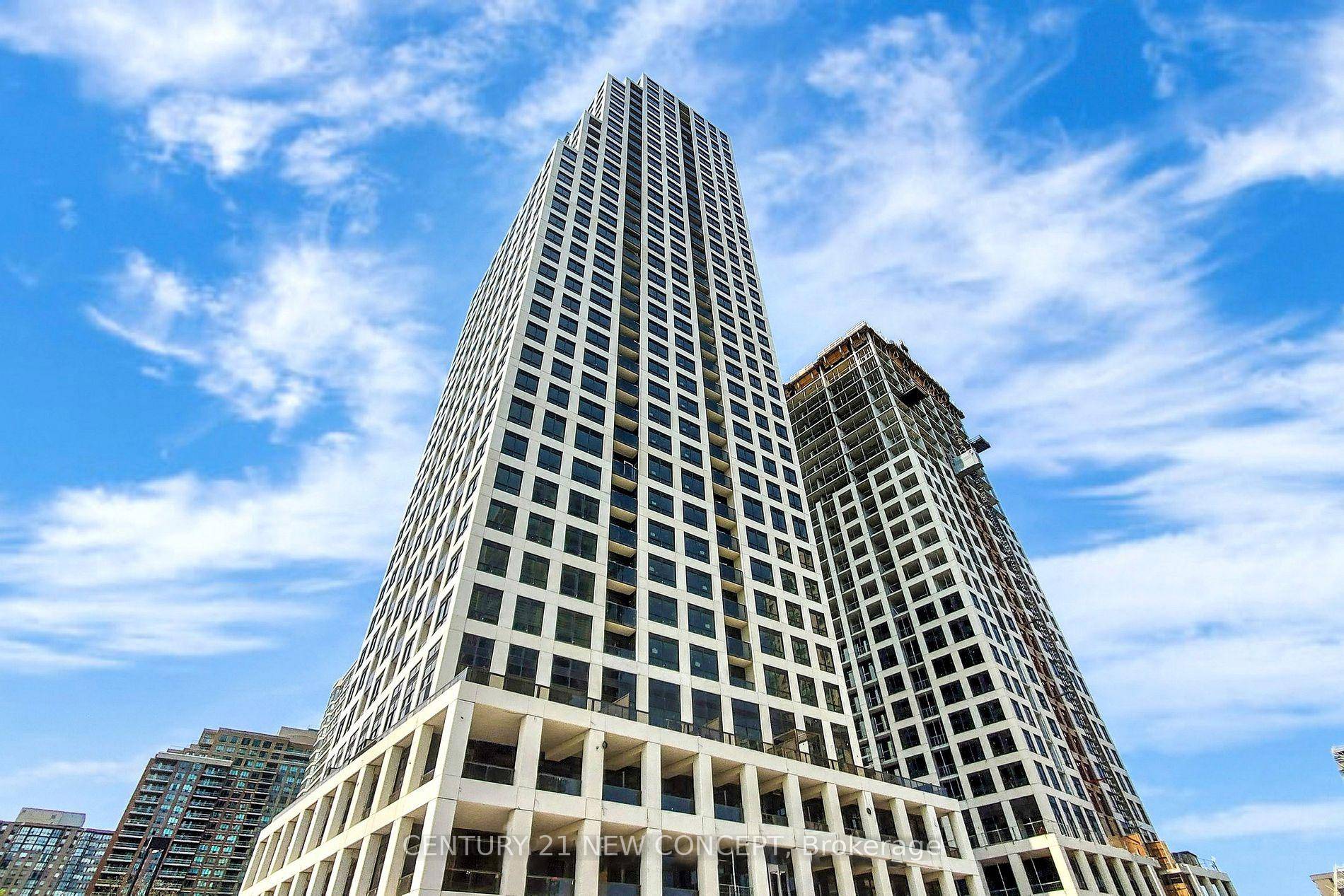 Live in comfort and style in this 1 year old 2 bedroom, 2 bathroom condo at the prestigious Edge Towers by Solmar, ideally located in the heart of Mississauga.