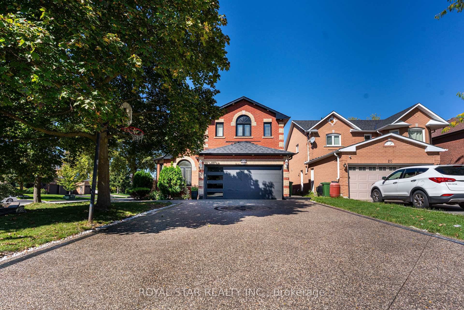 Stunning Bright Detached On A Premium 52 x 110 Corner Lot, A Child Safe And Peaceful Area Of Valleywood, Caledon's Great Location For Family Living.