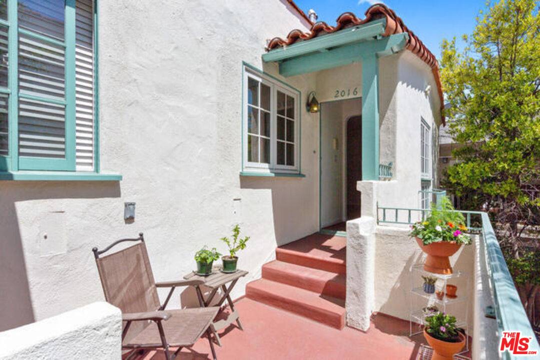 2000 WASHINGTON AVE 1.0 Santa Monica LA