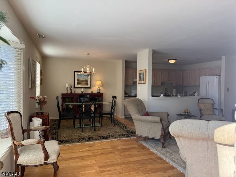 Chanda Ct Clifton City New Jersey Single-Family