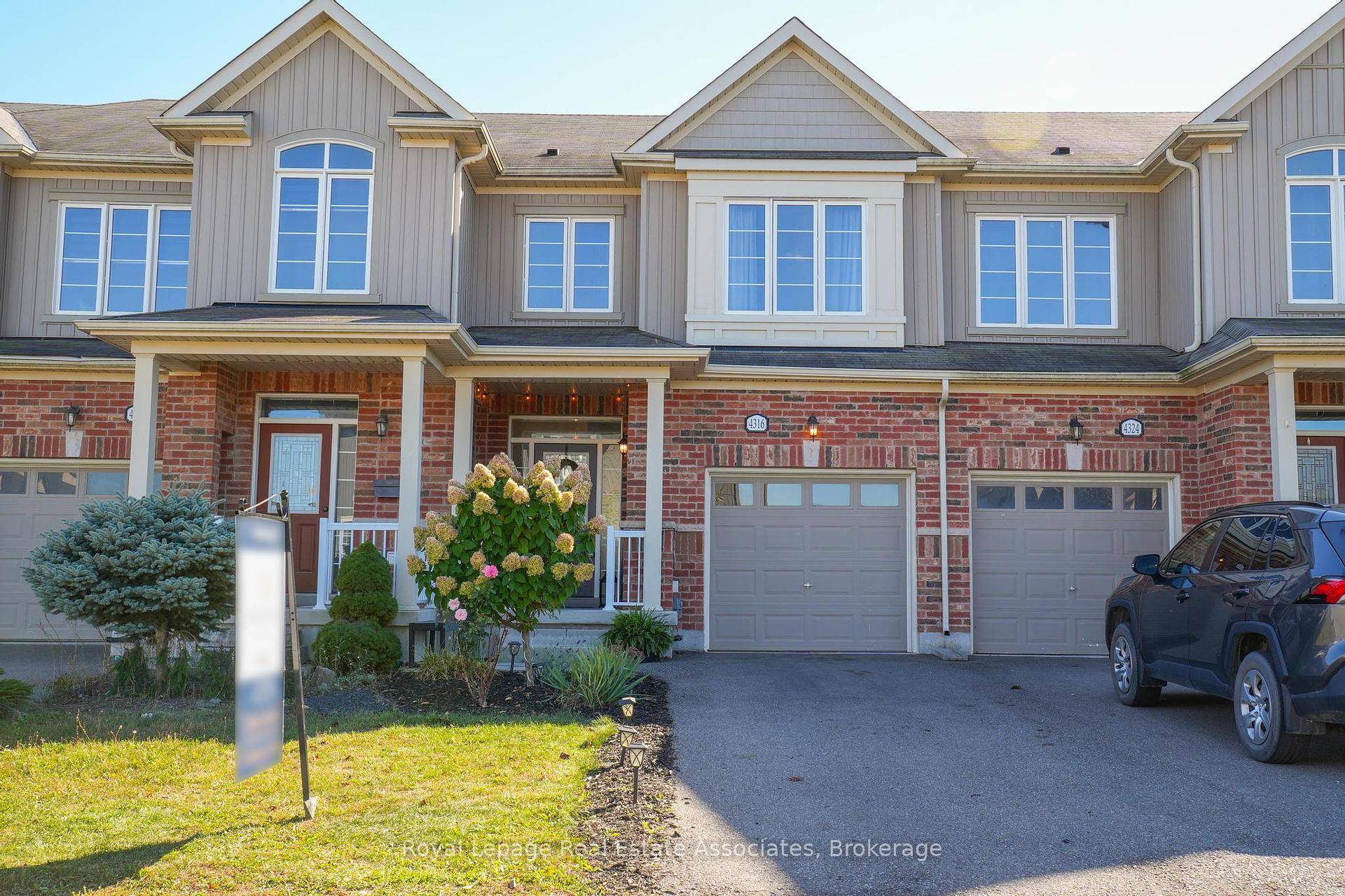 Welcome to 4316 Shuttleworth Drive, a rare find in the heart of Chippawa !