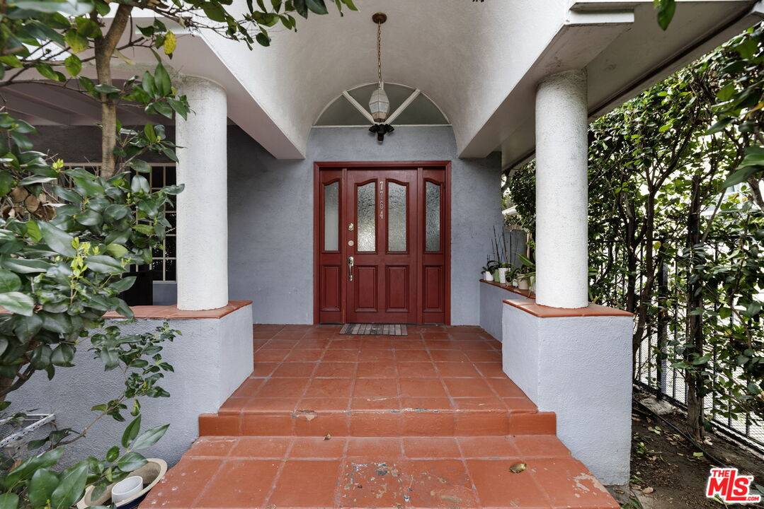 7764   Fountain Ave 4BR Hollywood Hills East La