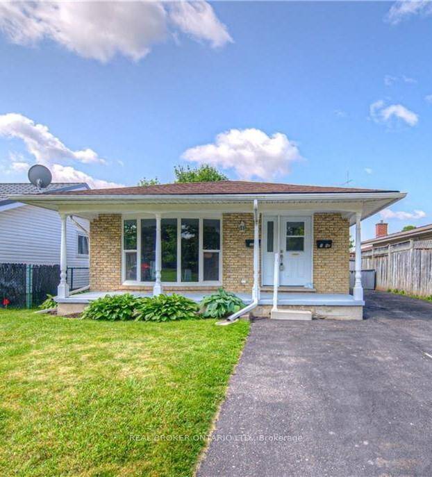 Welcome to 119 Kingswood Drive, a fantastic up and down legal duplex located in a family friendly neighbourhood in Kitchener.