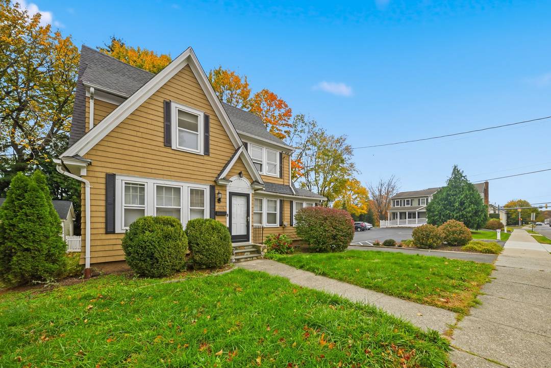 Welcome home to this charming Colonial nestled in the desirable Brooklawn neighborhood.