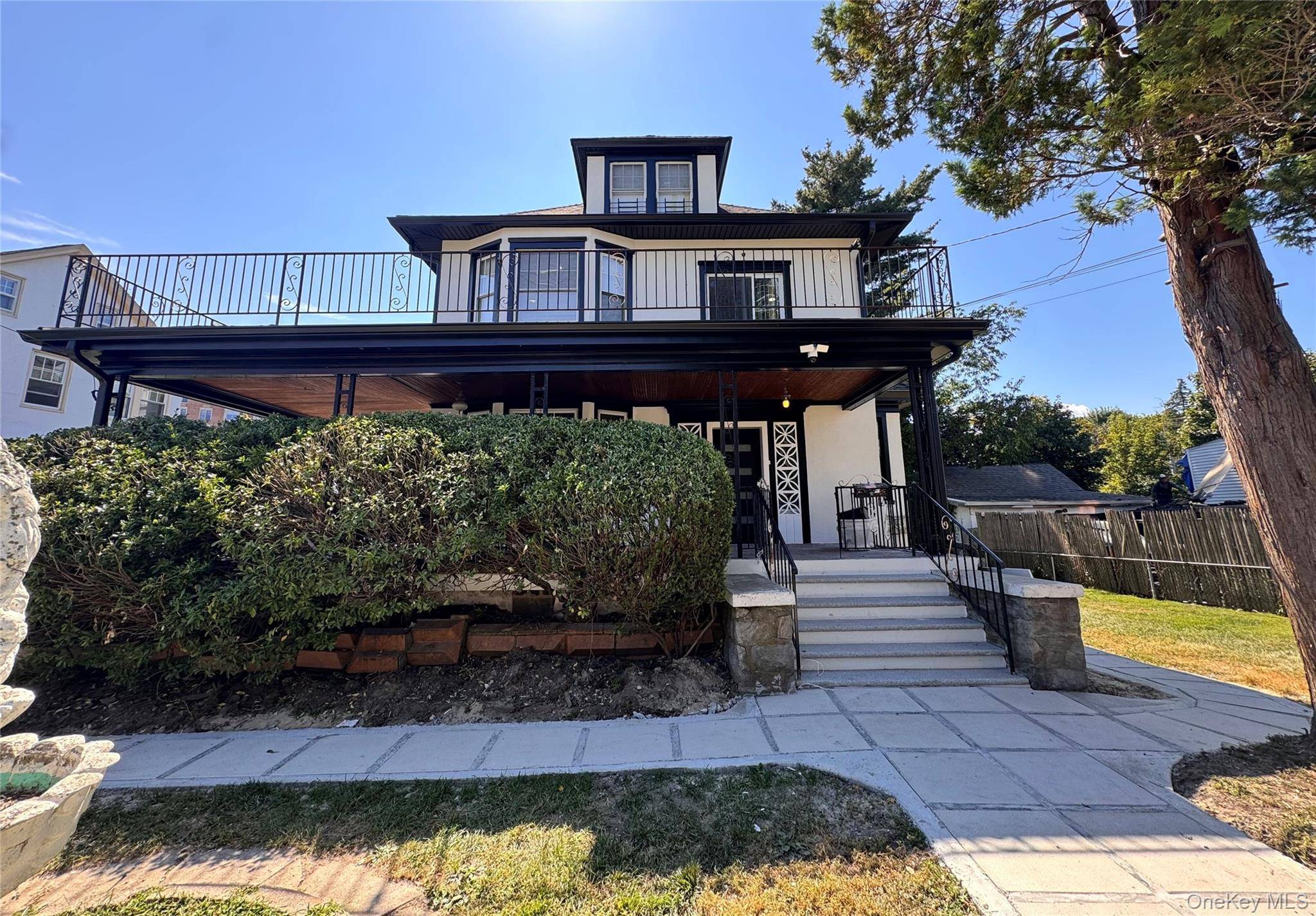 Discover this three bedroom, 2 bath duplex apartment close to downtown New Rochelle.