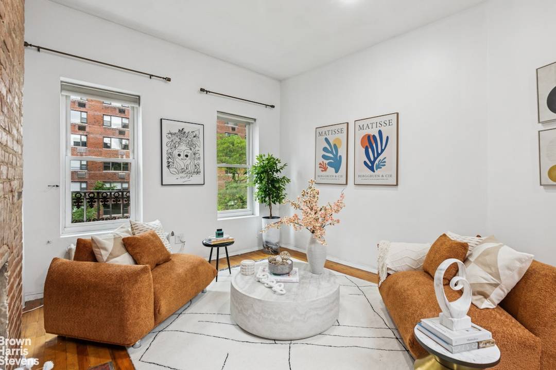 Charming and truly unique one bedroom apartment with southern and eastern exposures, ideally situated in the heart of the Upper East Side.