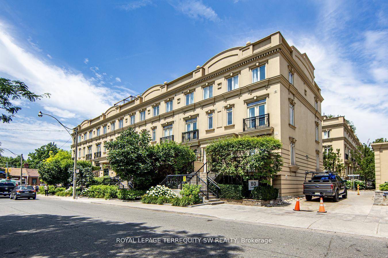 Enjoy Downtown Living at its best in The Gardens at Queen on Carr Street.