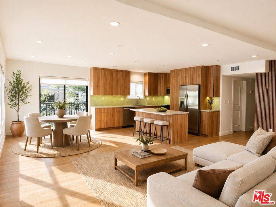 1146   Hacienda Pl 3BR Sunset Strip La