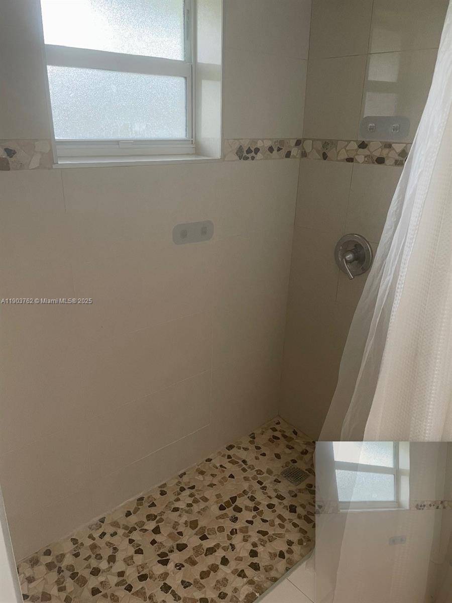 PRIME LOCATION CALUSA CLUB 3 BED 2 BATH 2 CARAGE SITUATED ON AN OVERSIZE LOT, AND CONVENIENT STORAGE SHEDS UPDATED ROOF 2021 AN AC 2020 IMPACT WINDOWS SHUTTERS, VAULTED CEILINGS, ...