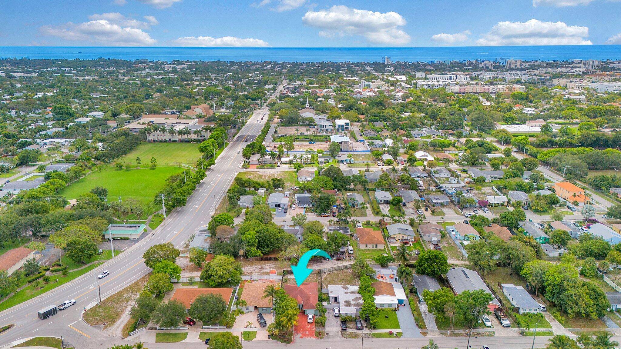 Welcome home ! This beautiful property is ready for you to enjoy !