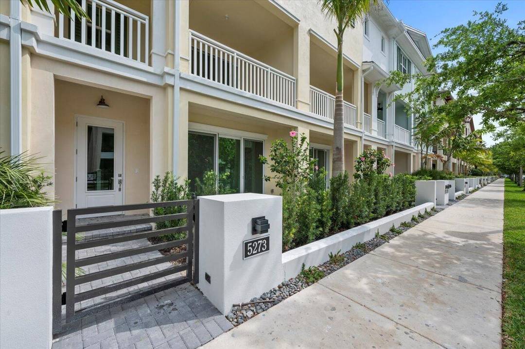 Beautiful newer construction townhome in highly sought after Alton.