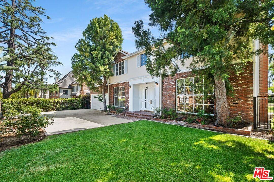 517 N Elm Dr 7BR Beverly Hills Post Office | B.H.P.O. La