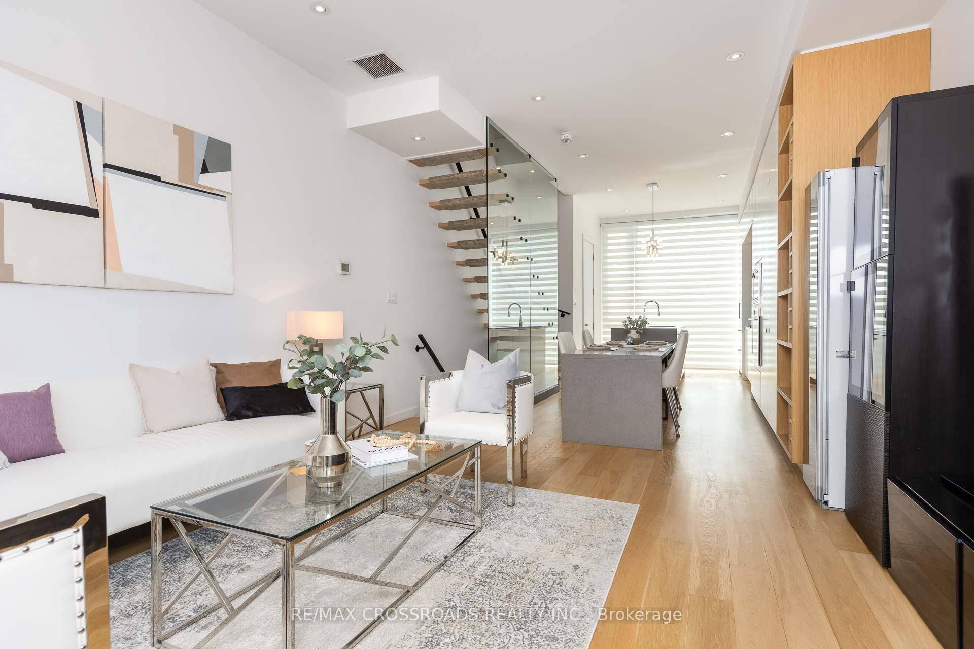 Welcome to CORE Modern Homes an exclusive enclave of just seven architecturally striking residences in the heart of Leaside.