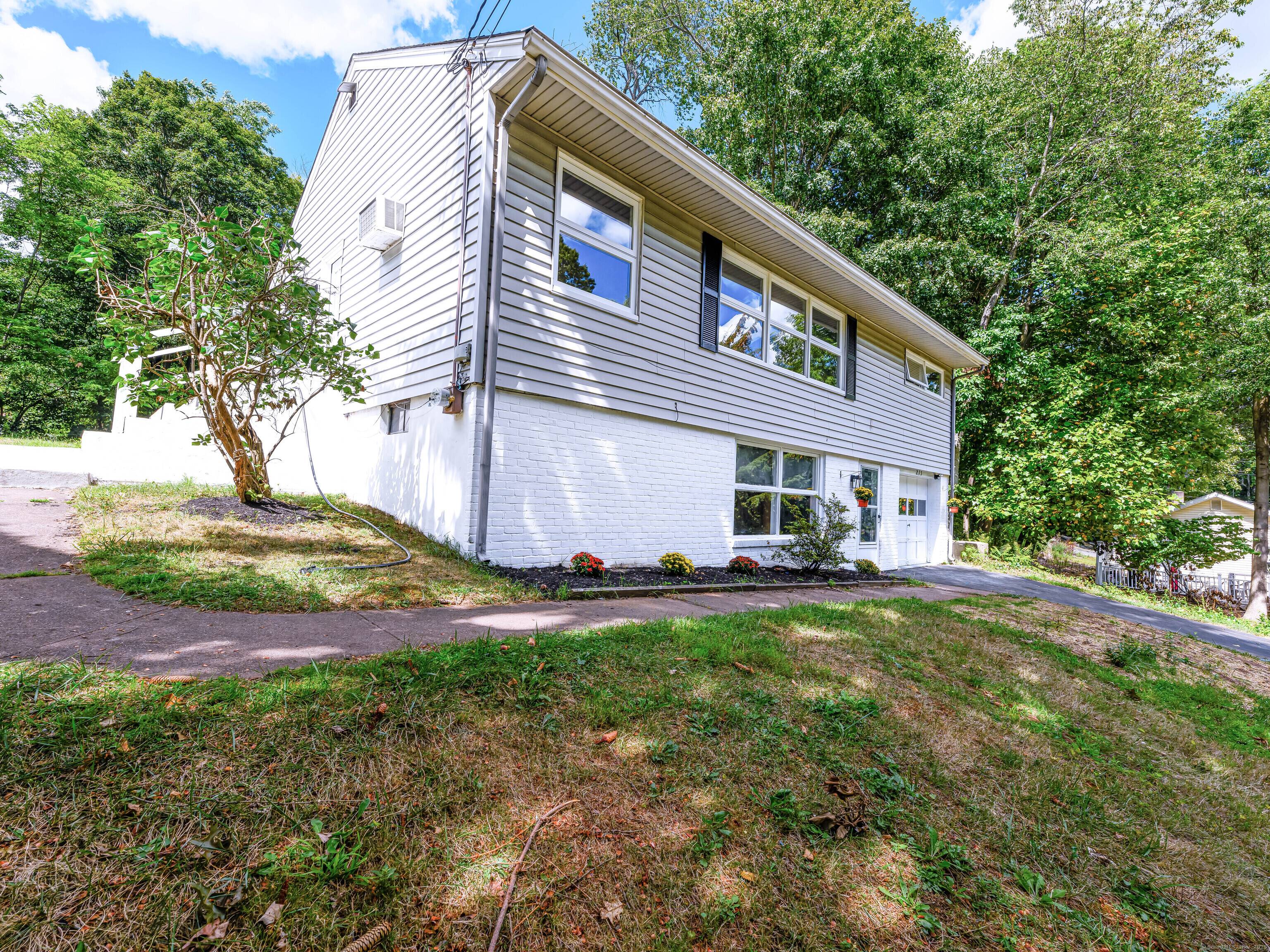 Spacious Ranch Retreat in East Haven.
