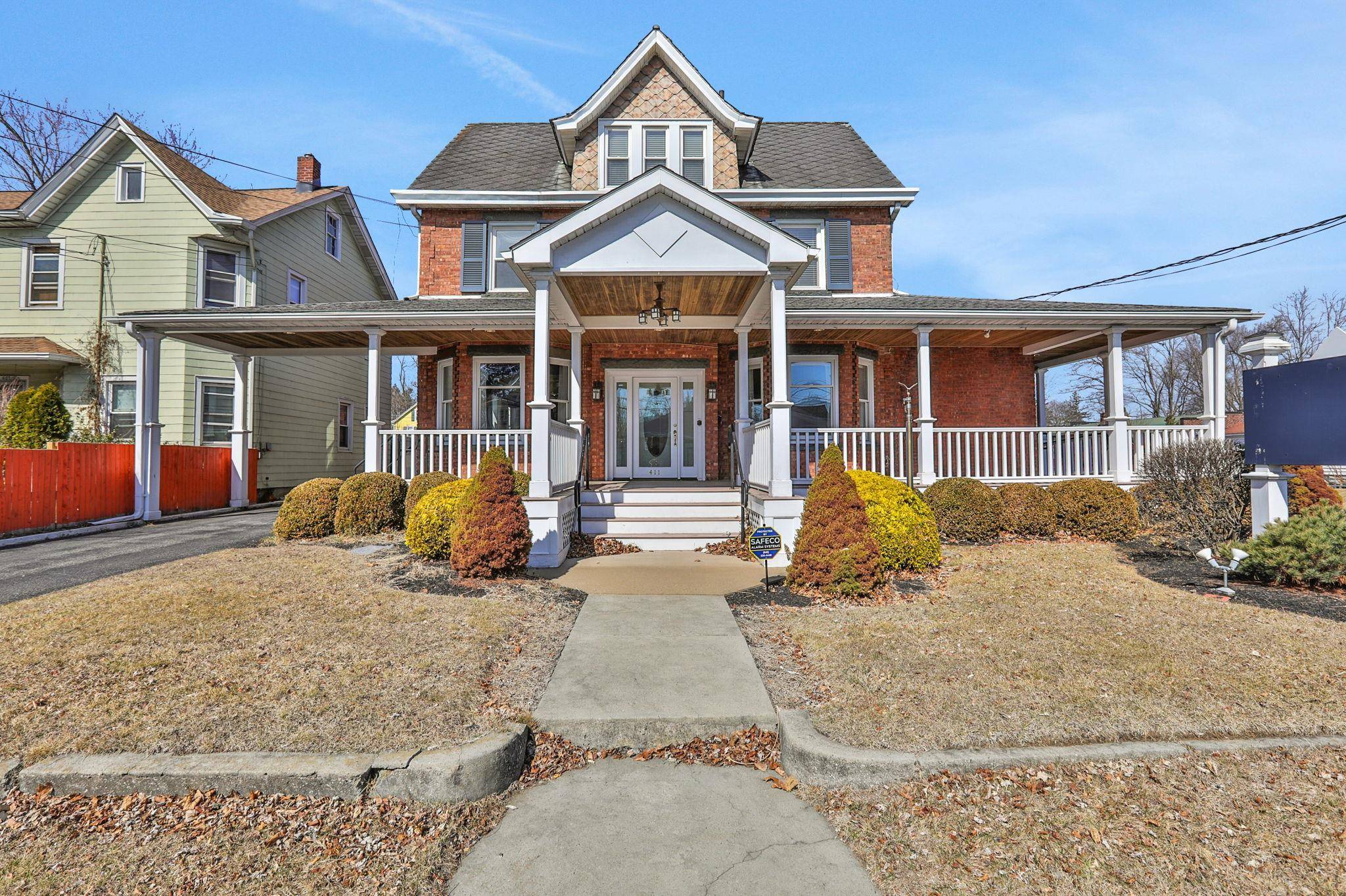 This stately brick beauty offers a residential opportunity and includes three contiguous tax parcels with immense possibilities !