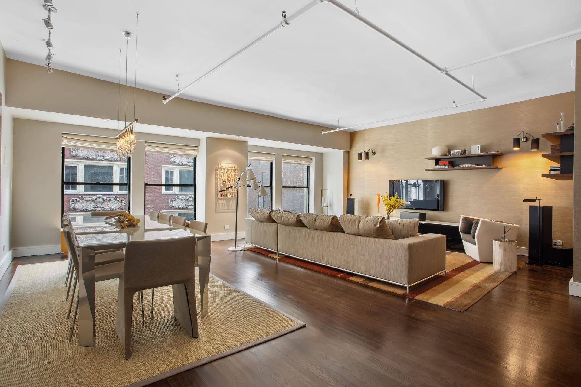 Fantastic 2 bedroom with 2 bathroom loft in a boutique CONDO with approximately 1750 sq ft on a prime flatiron block with architectural views looking onto 18th street.