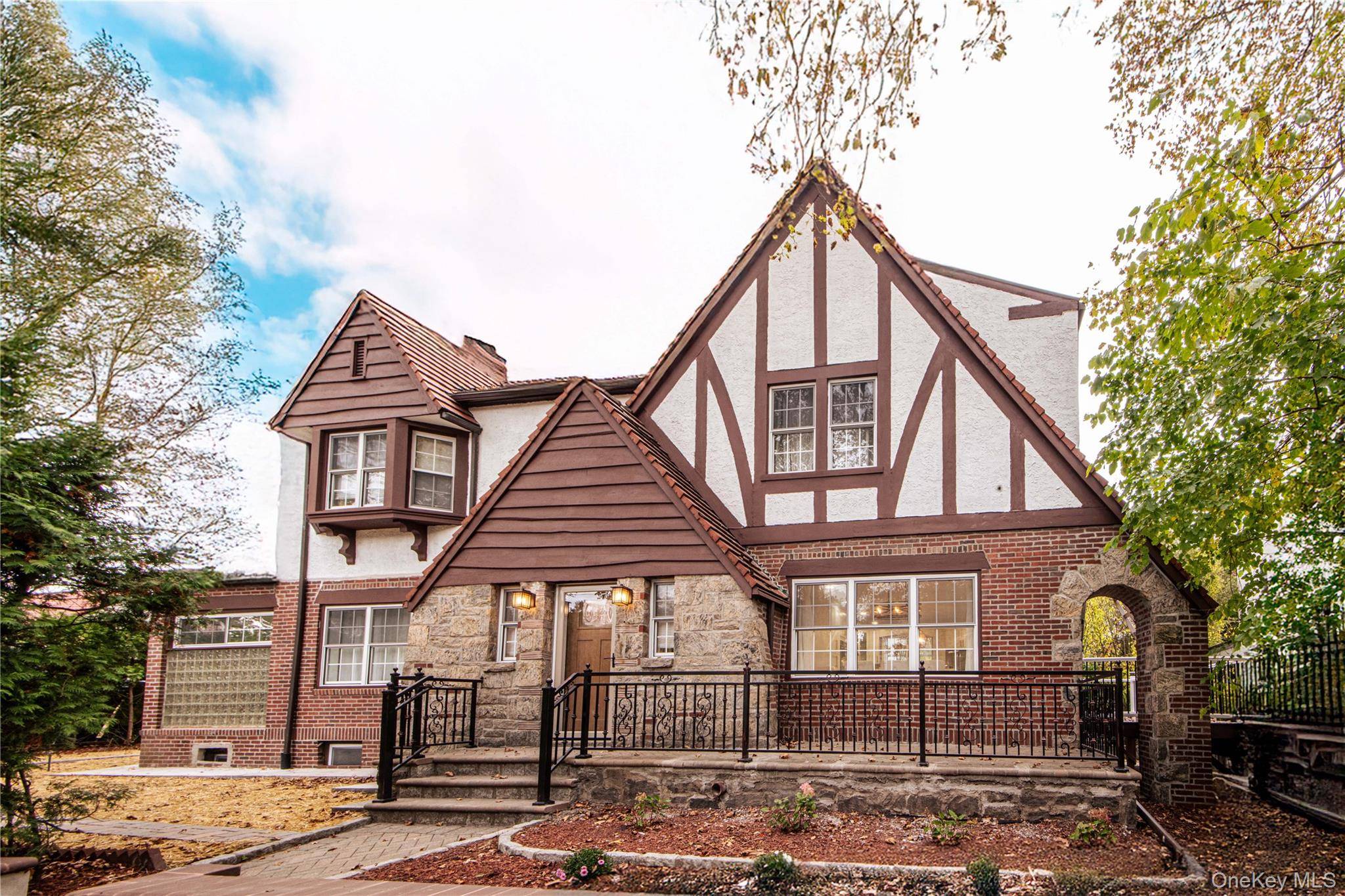 Welcome to this stunning Tudor style residence nestled in the highly sought after Fleetwood neighborhood.