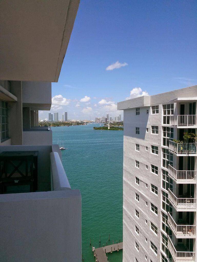 This unit is a 1 bedroom with a balcony from where to look at Miami Bay, located on the 15th floor of the Mirador.