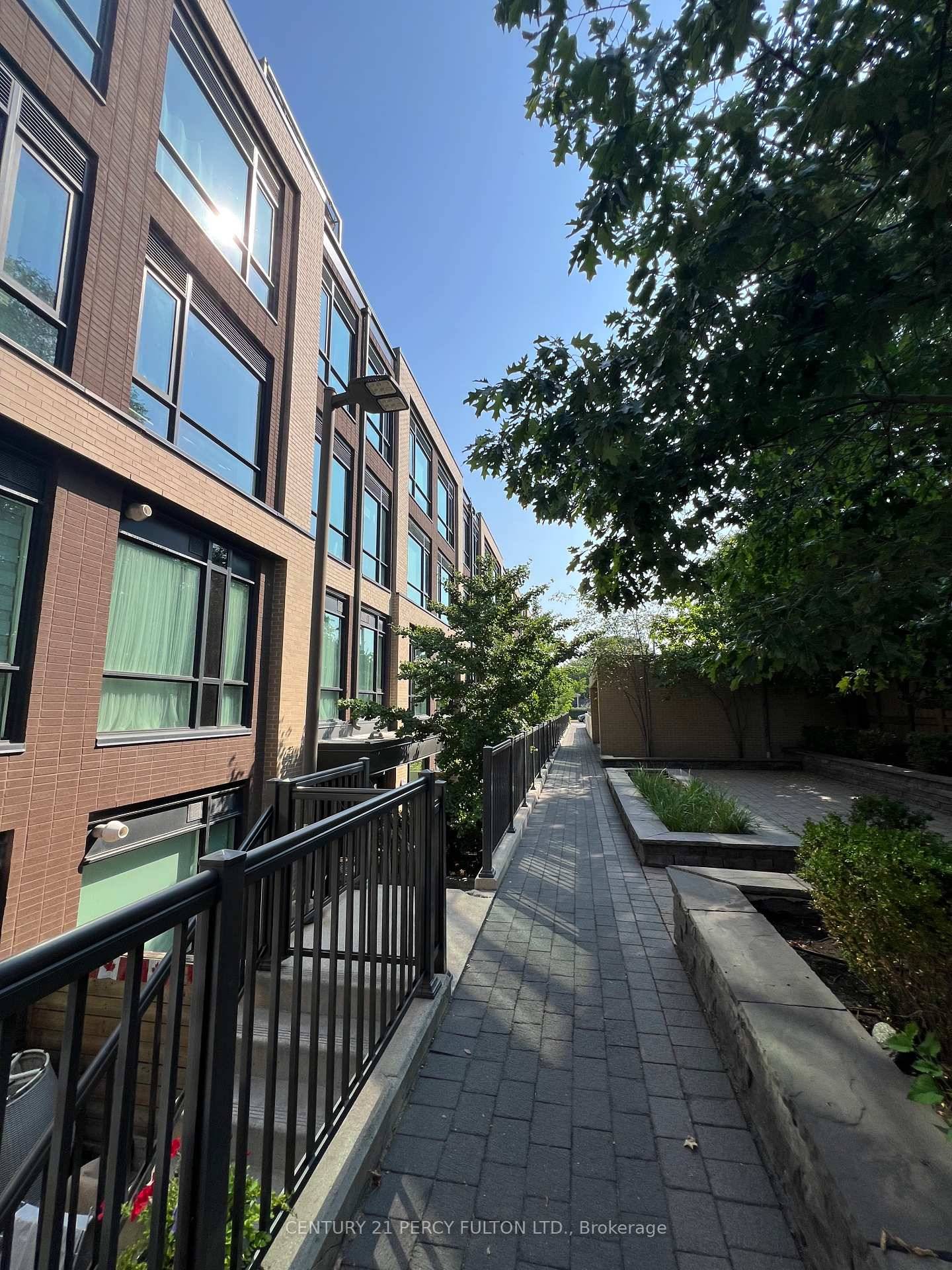 Long or short terms lease Beautifully furnished 2 Bed, 1.