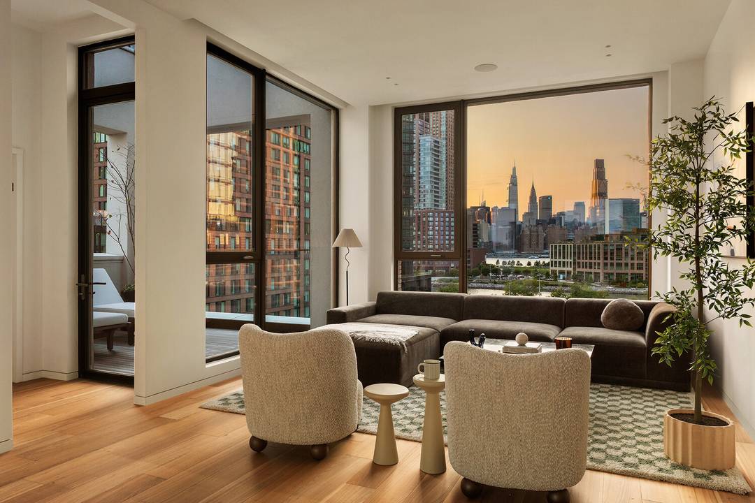 No. 68 Greenpoint A Penthouse Retreat Above It All On a quiet, tree lined block along Brooklyn's East River waterfront, No.