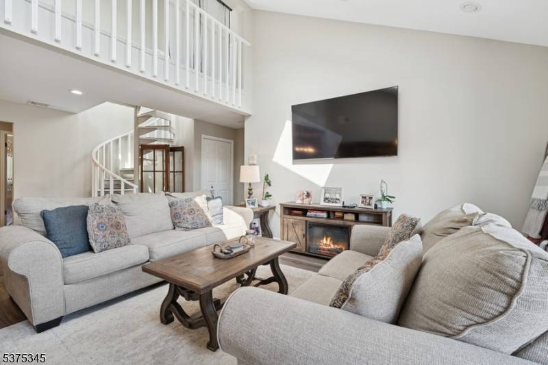 Located just one block from Bloomfield Ave in the heart of Caldwell, this spacious multi level condo offers unbeatable convenience with shops, restaurants, supermarkets, and parks all just steps away.