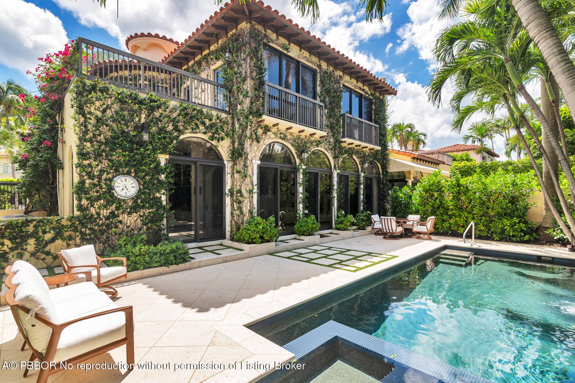 This Italianate 3 bedroom, 3.