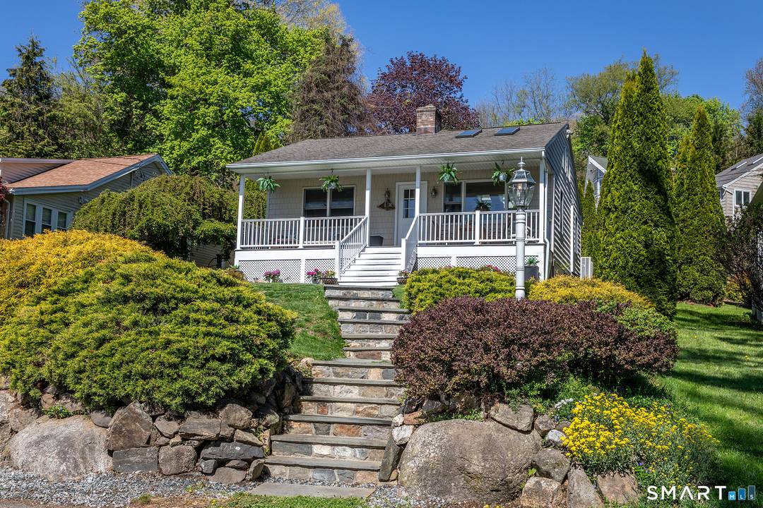 Enjoy Candlewood Lake starting this spring !